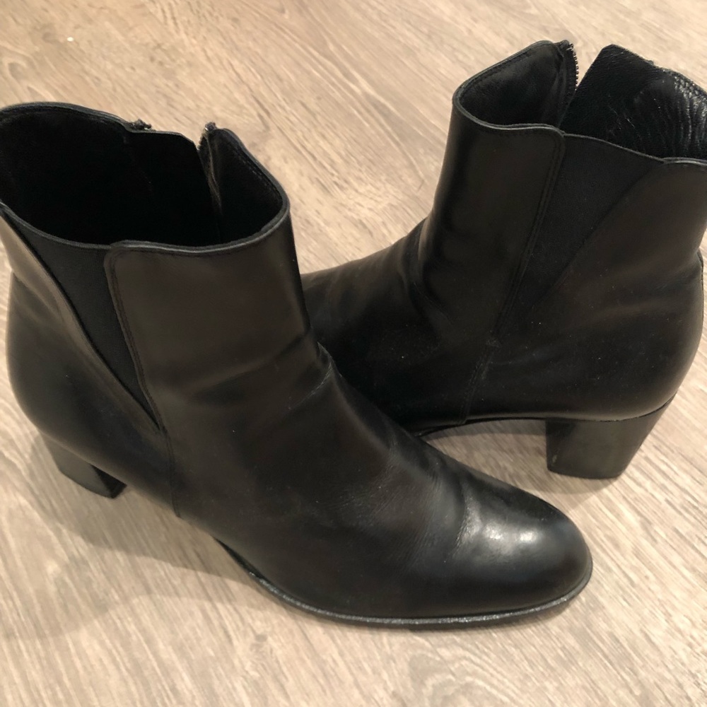 Shoe boots